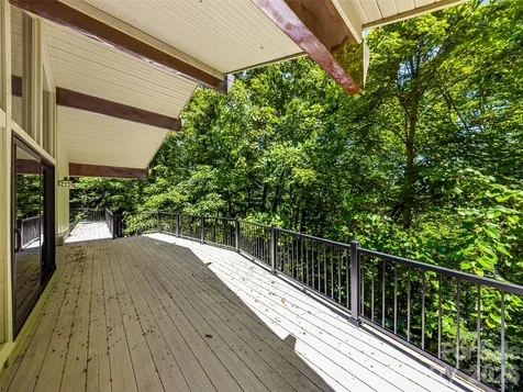 1430 Valmont Drive Hendersonville NC 28791