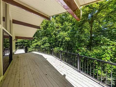 1430 Valmont Drive Hendersonville NC 28791