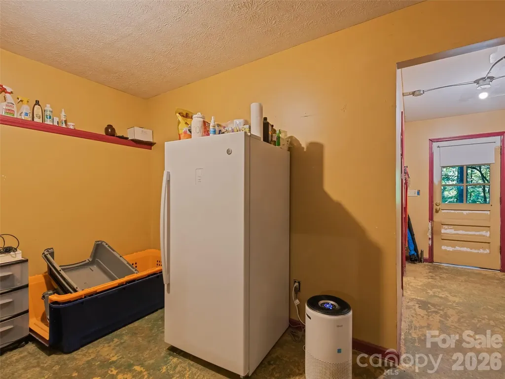 33 Wenlock Way Waynesville NC 28785