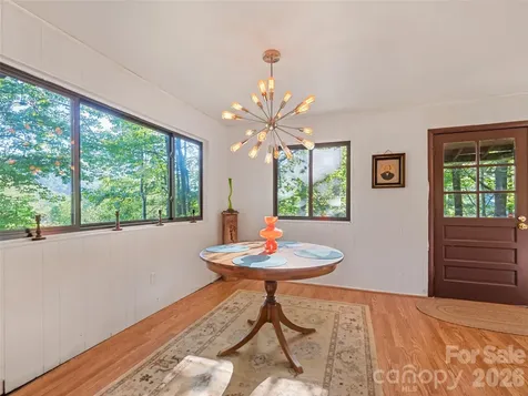 33 Wenlock Way Waynesville NC 28785