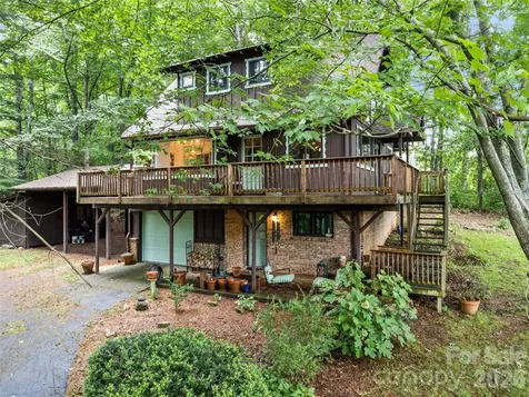 33 Wenlock Way Waynesville NC 28785