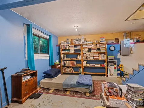 33 Wenlock Way Waynesville NC 28785