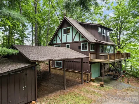 33 Wenlock Way Waynesville NC 28785