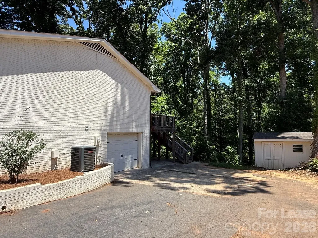 200 Sherwood Drive Huntersville NC 28078