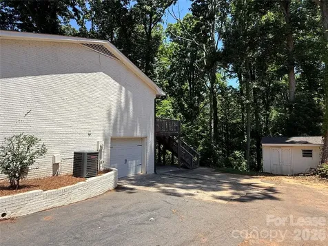 200 Sherwood Drive Huntersville NC 28078