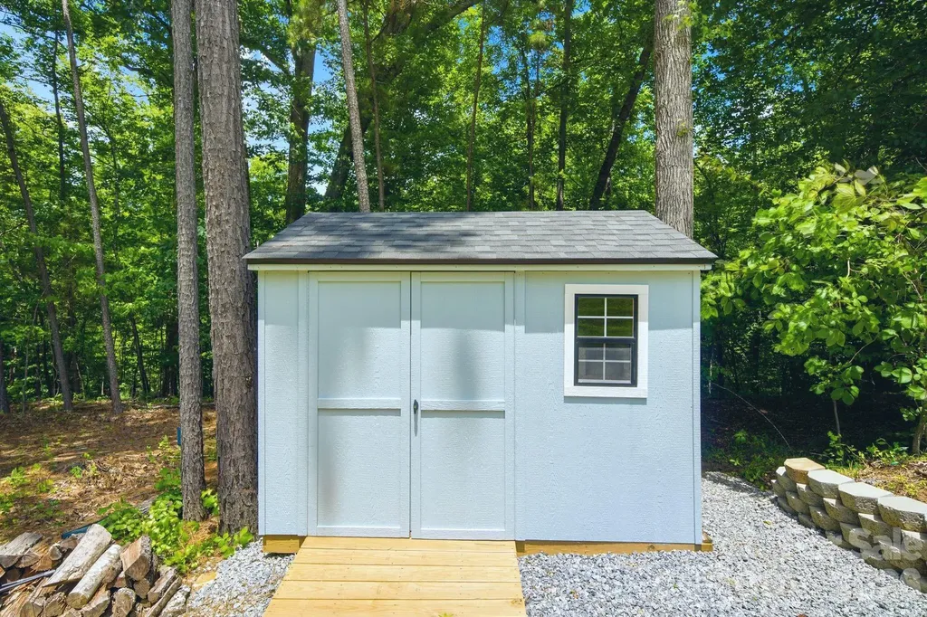178 Powder Spring Drive Statesville NC 28677