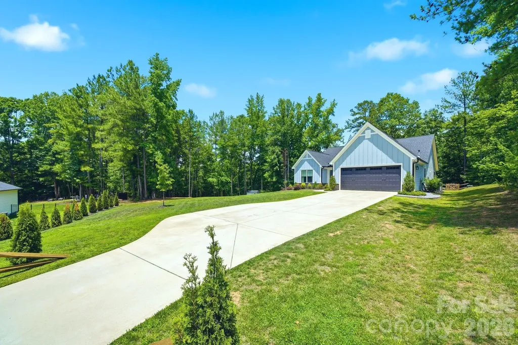 178 Powder Spring Drive Statesville NC 28677
