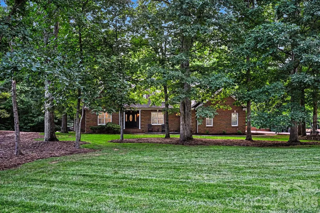 4016 Ancestry Circle Weddington NC 28104