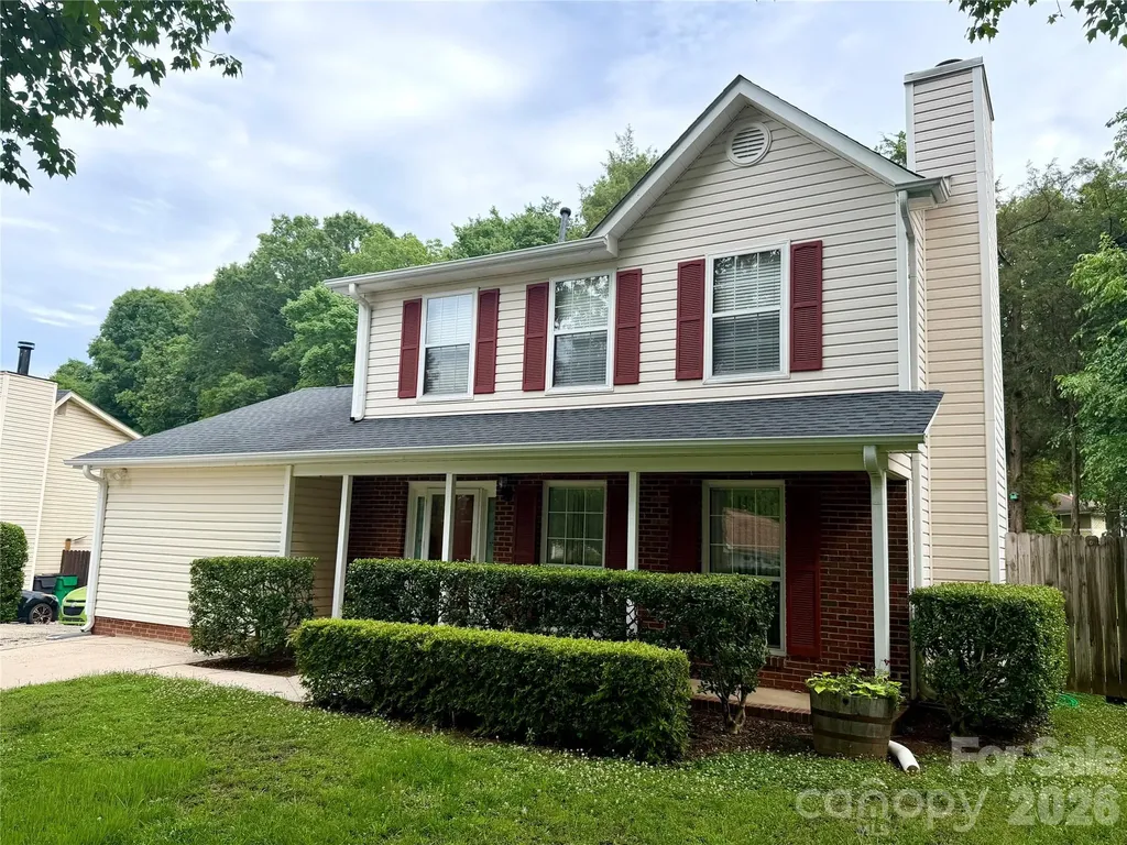 8004 Glencannon Drive Charlotte NC 28227