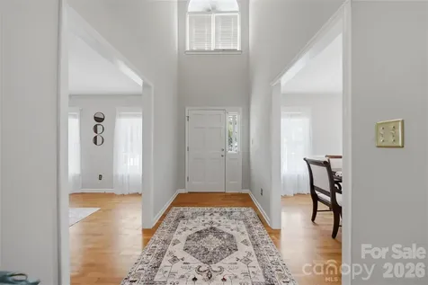 1948 Twin Ponds Drive Hickory NC 28602