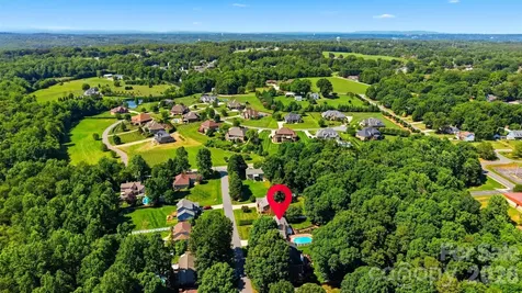 1948 Twin Ponds Drive Hickory NC 28602