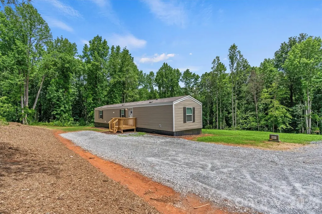 21 Little River Estates Drive Taylorsville NC 28681