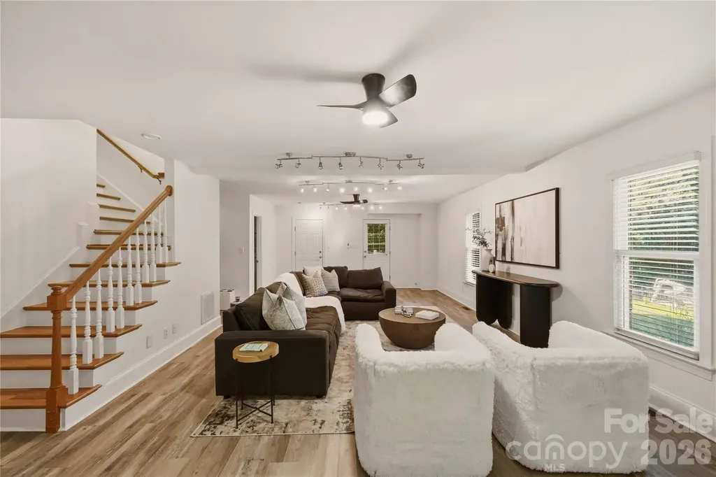 7205 Watersreach Lane Charlotte NC 28277