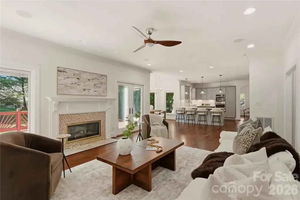 7205 Watersreach Lane Charlotte NC 28277