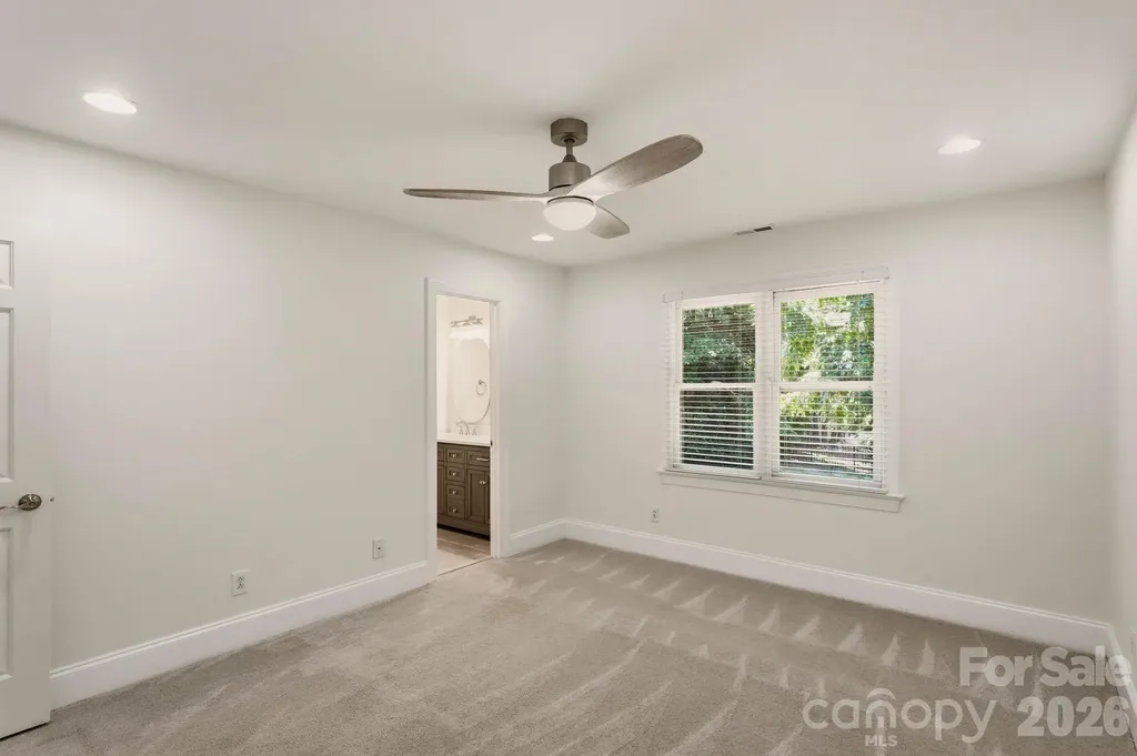 7205 Watersreach Lane Charlotte NC 28277