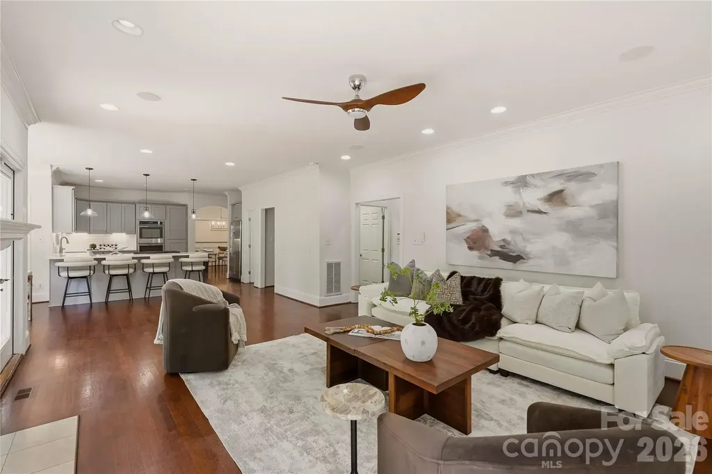 7205 Watersreach Lane Charlotte NC 28277