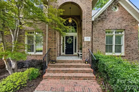 7205 Watersreach Lane Charlotte NC 28277