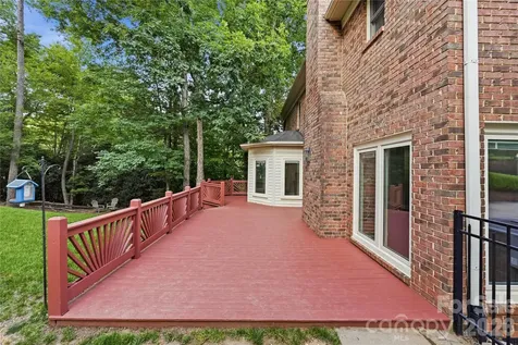 7205 Watersreach Lane Charlotte NC 28277