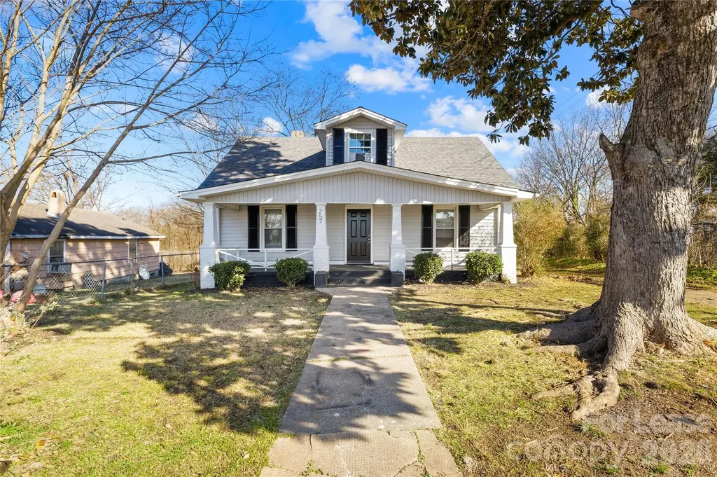 257 Jefferson Street Statesville NC 28677