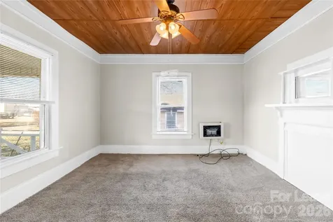 257 Jefferson Street Statesville NC 28677