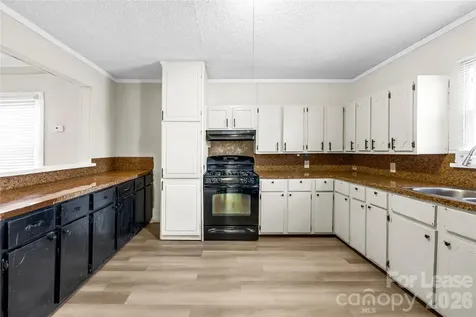 257 Jefferson Street Statesville NC 28677