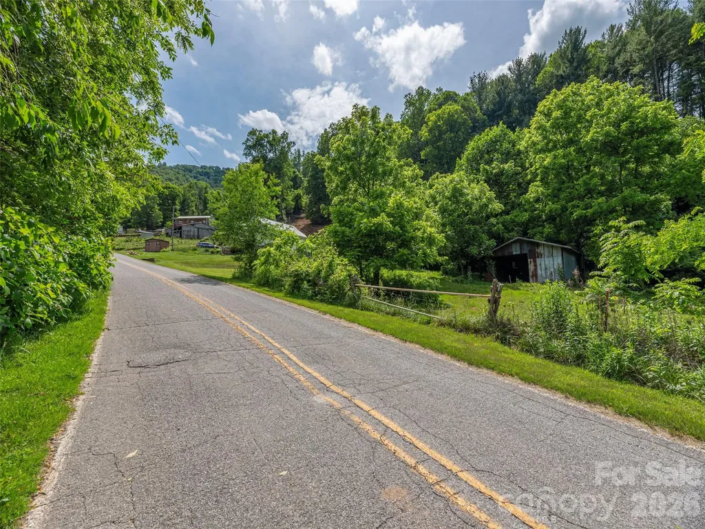 5622 Dutch Cove Road Canton NC 28716