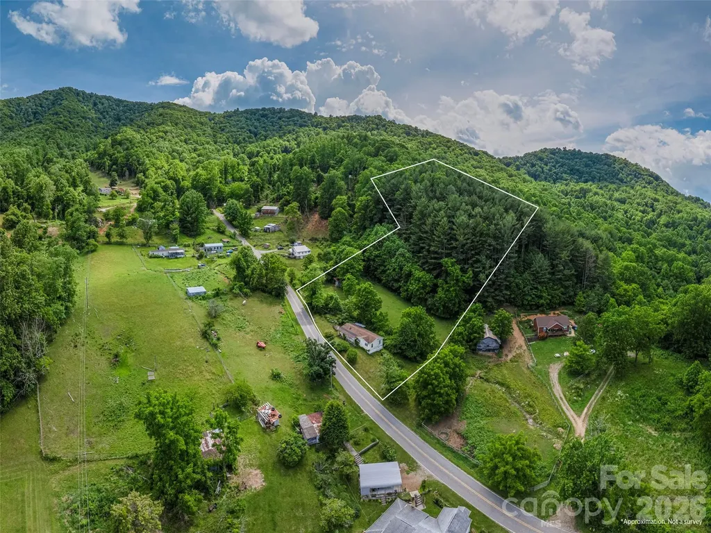 5622 Dutch Cove Road Canton NC 28716