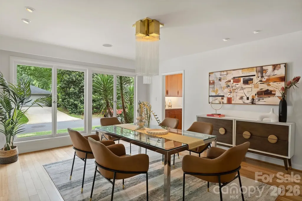 1818 Cloister Drive Charlotte NC 28211
