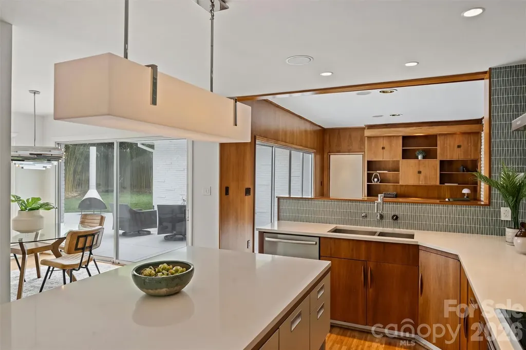 1818 Cloister Drive Charlotte NC 28211