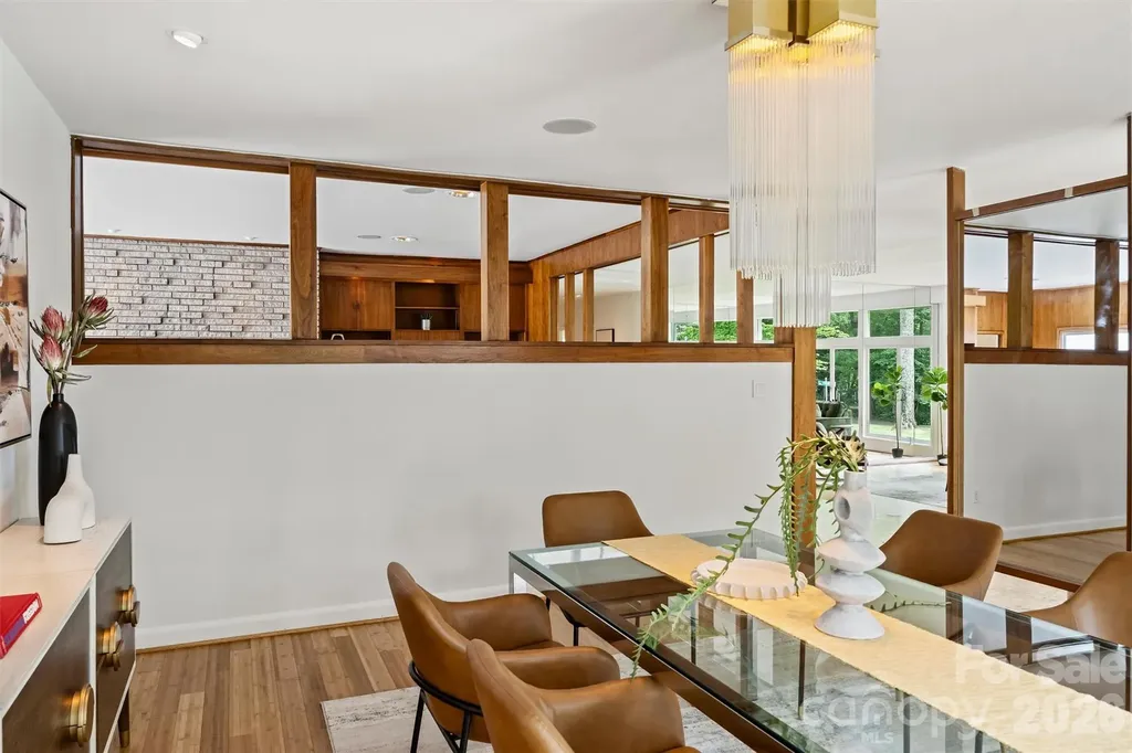 1818 Cloister Drive Charlotte NC 28211