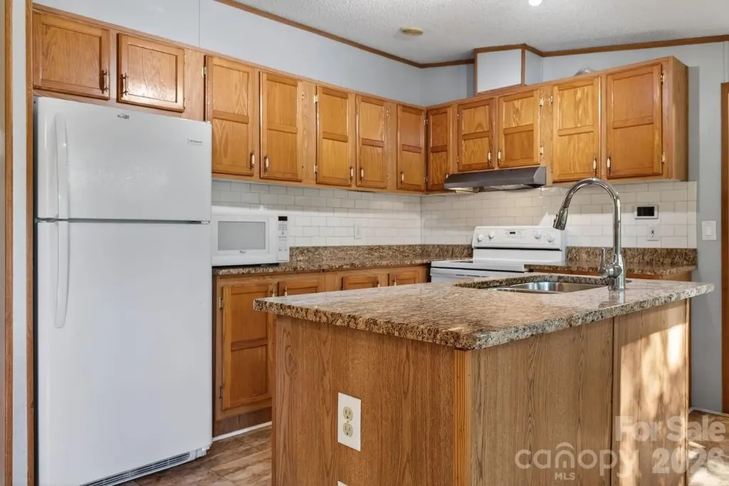 403 Doliver Drive Horse Shoe NC 28742