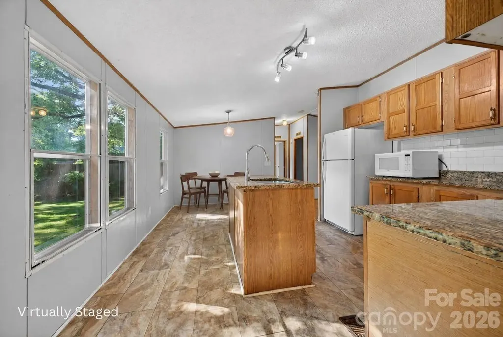 403 Doliver Drive Horse Shoe NC 28742