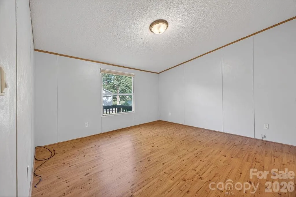 403 Doliver Drive Horse Shoe NC 28742
