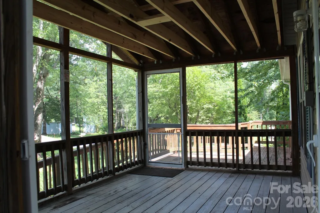 403 Doliver Drive Horse Shoe NC 28742