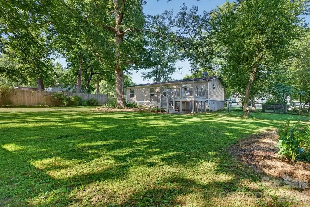 403 Doliver Drive Horse Shoe NC 28742