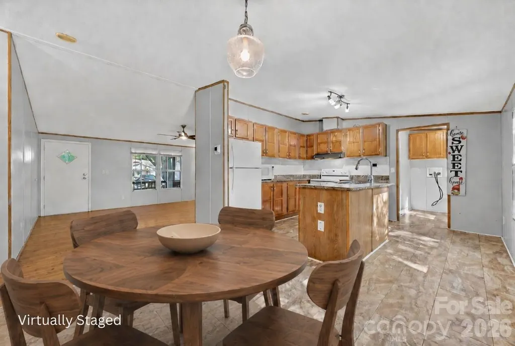 403 Doliver Drive Horse Shoe NC 28742