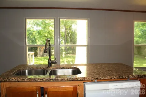 403 Doliver Drive Horse Shoe NC 28742