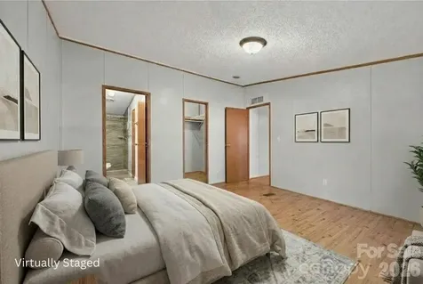 403 Doliver Drive Horse Shoe NC 28742
