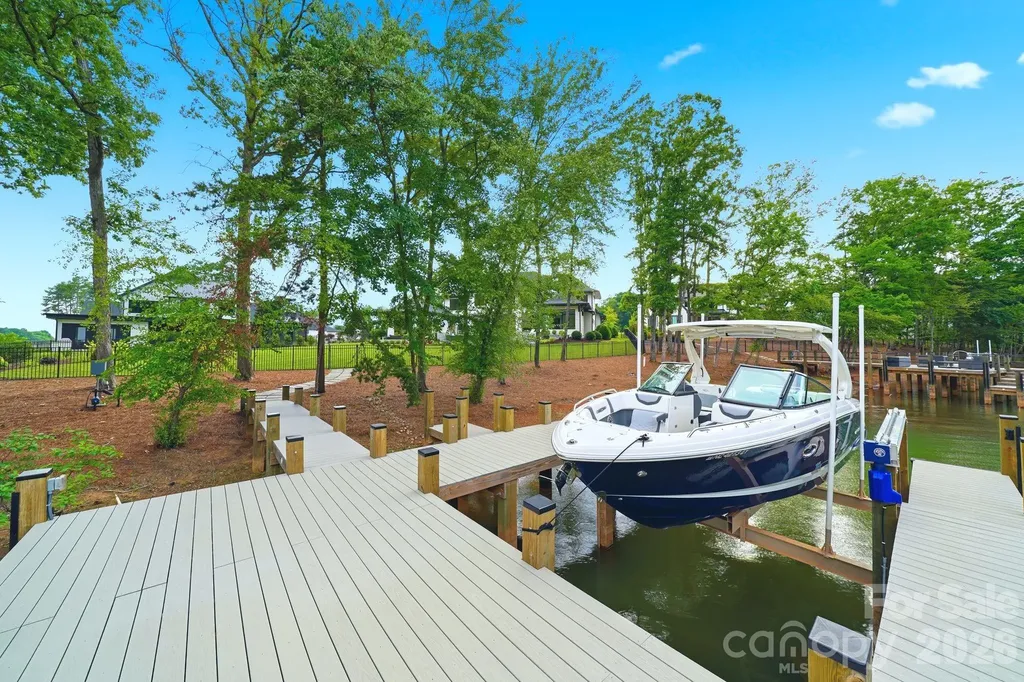 113 Saylors Watch Lane Mooresville NC 28117