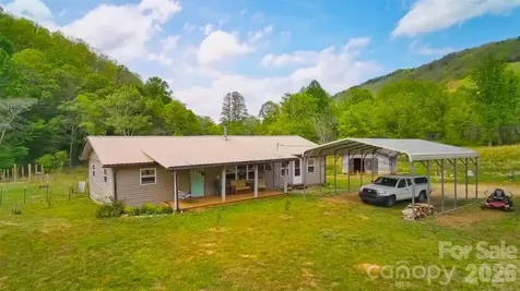 3325 Packs Mountain Road Murphy NC 28906