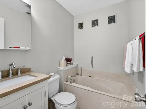 52 Melody Lane Saluda NC 28773
