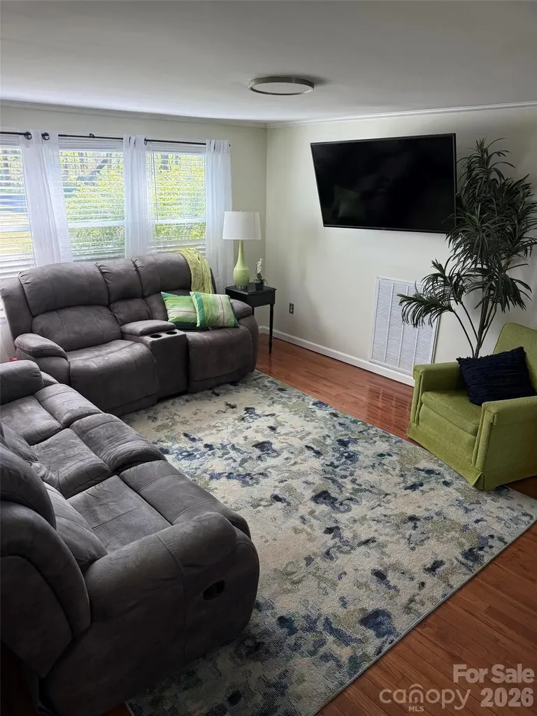 102 Phillips Road Spruce Pine NC 28777