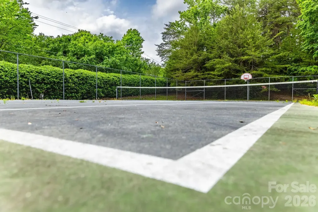 111 Cotswold Court Statesville NC 28677