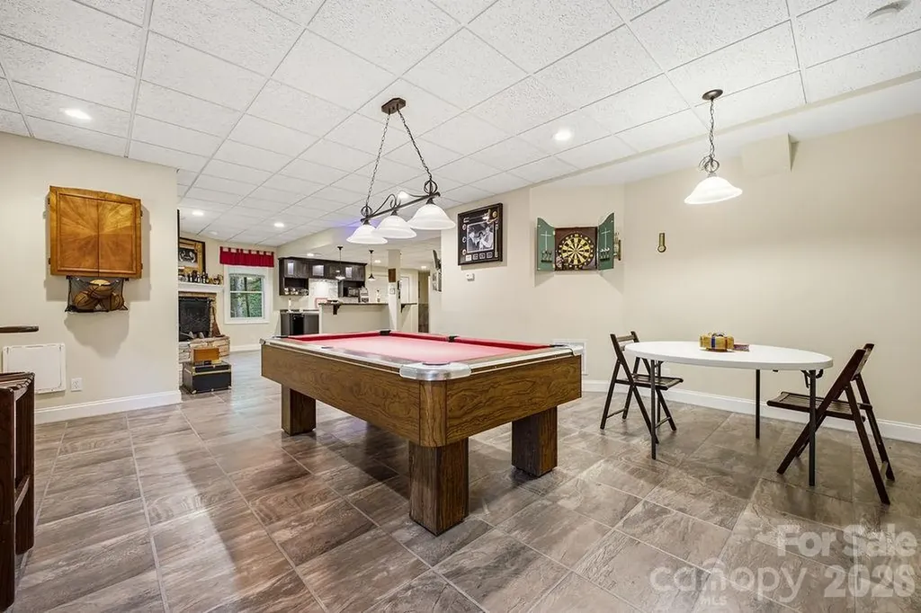 3121 Cove Loop Road Hendersonville NC 28739