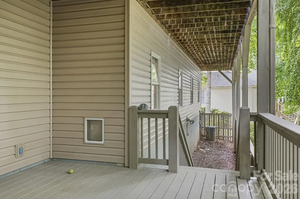3121 Cove Loop Road Hendersonville NC 28739