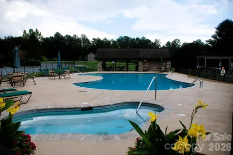3121 Cove Loop Road Hendersonville NC 28739