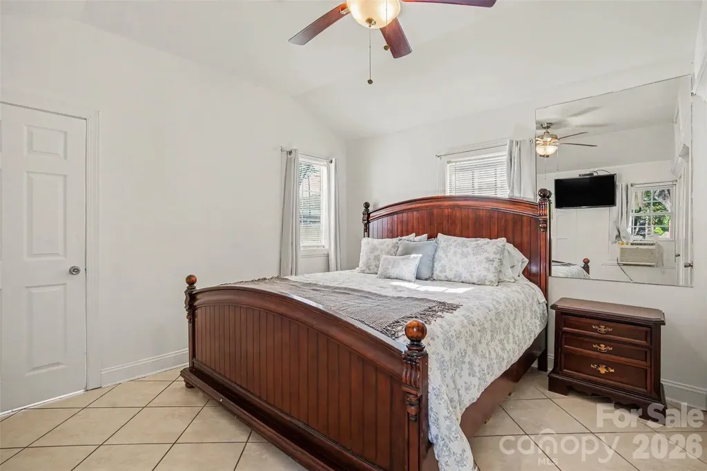 1101 Choyce Avenue Charlotte NC 28217