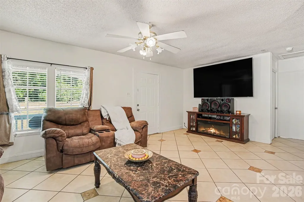 1101 Choyce Avenue Charlotte NC 28217