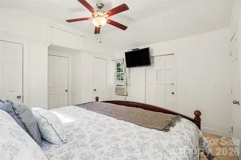 1101 Choyce Avenue Charlotte NC 28217