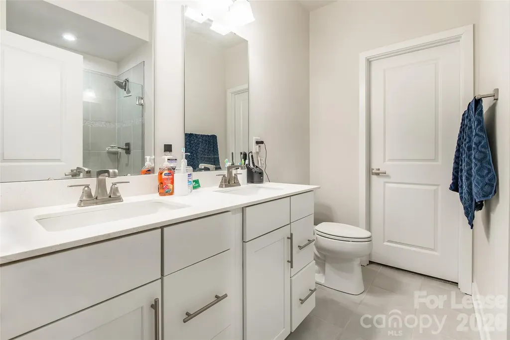 924 Broad River Lane Charlotte NC 28211